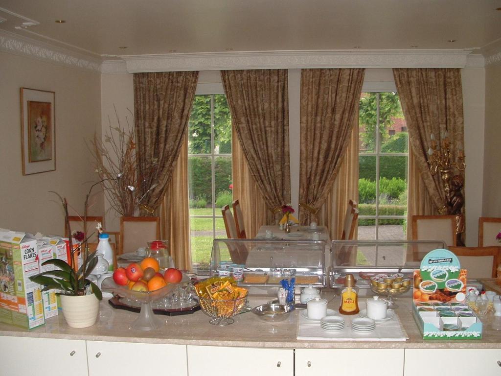 B&B Bij Lieve En Jos Hasselt Esterno foto