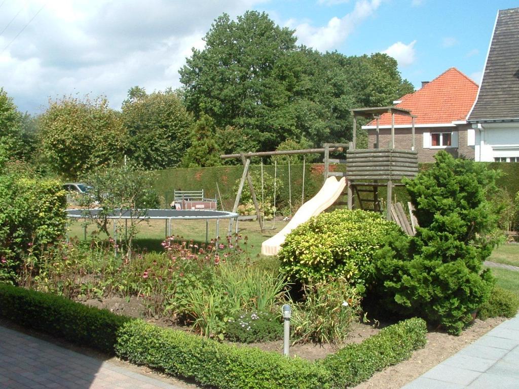 B&B Bij Lieve En Jos Hasselt Esterno foto